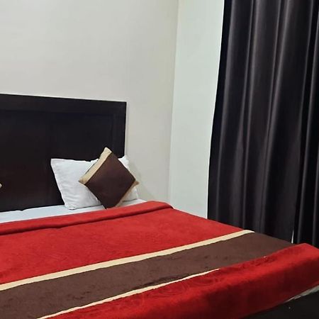 Hotel The Bird דהראדון מראה חיצוני תמונה