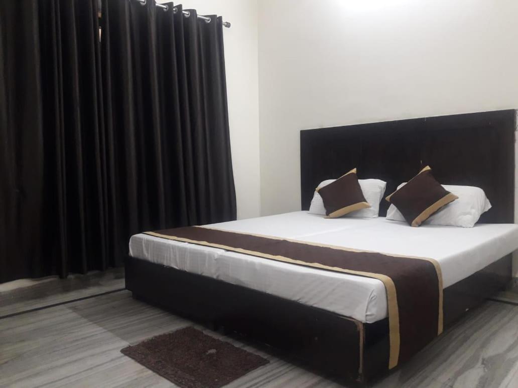 Hotel The Bird דהראדון מראה חיצוני תמונה